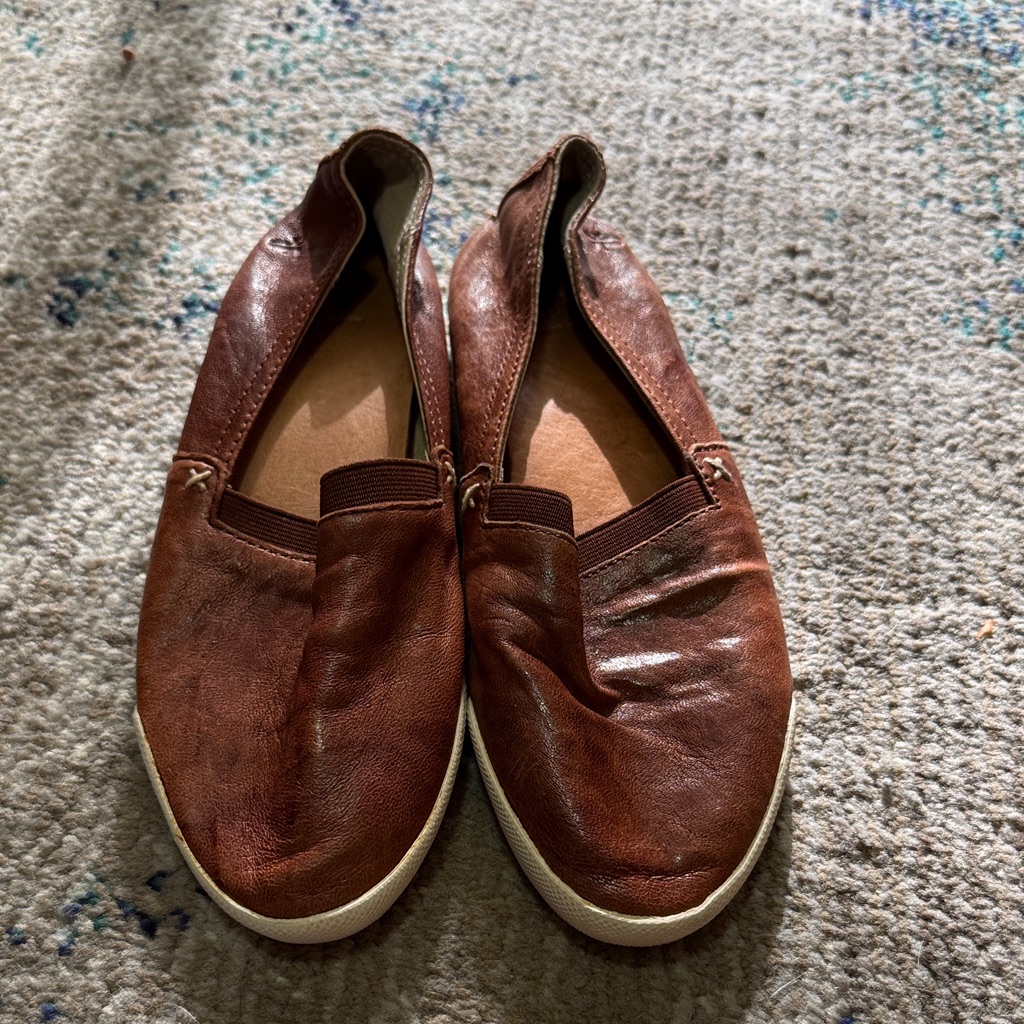 Frye Brown And Cream Leather Detail